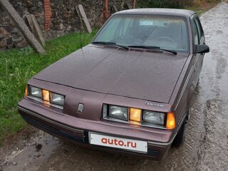 1987 Oldsmobile Firenza I, коричневый, 380000 рублей, вид 1