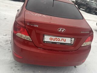 2011 Hyundai Solaris I, красный, 700000 рублей, вид 3