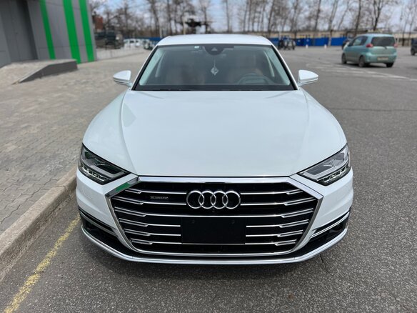 2018 Audi A8 Long 60 TFSI IV (D5), белый, 6888888 рублей - вид 5