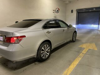 2011 Lexus ES 350 V Рестайлинг, серебристый, 1690000 рублей, вид 4