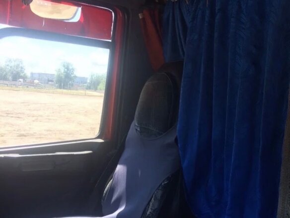 2000 DAF CF-series, красный, 500000 рублей - вид 8