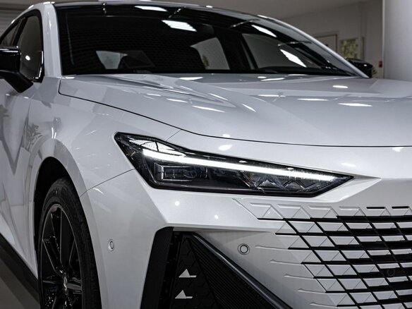 2024 Changan UNI-V I, белый - вид 27