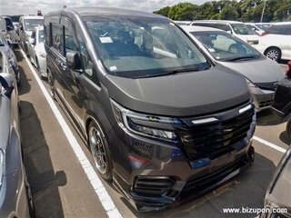 2020 Honda Stepwgn Spada V Рестайлинг, серый, 2750000 рублей, вид 2
