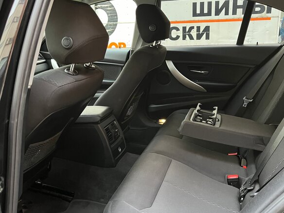 2018 BMW 3 серии 318i VI (F3x) Рестайлинг, чёрный, 1815000 рублей - вид 7
