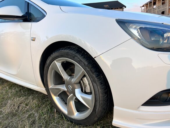 2013 Opel Astra GTC J Рестайлинг, белый, 1350000 рублей - вид 21