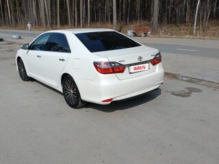 2015 Toyota Camry US Market VII (XV50) Рестайлинг, белый, 2100000 рублей, вид 5