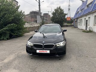 2020 BMW 5 серии 520d xDrive VII (G30/G31/G38), чёрный, 4200000 рублей, вид 2