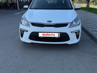 2017 Kia Rio IV, белый, 1100000 рублей, вид 2
