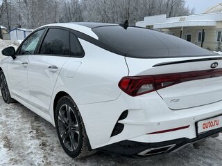 2021 Kia K5 III, белый, 3700000 рублей, вид 5