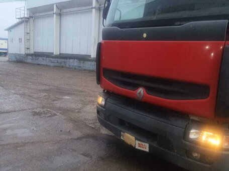2003 Renault Premium, красный, 1000000 рублей, вид 3