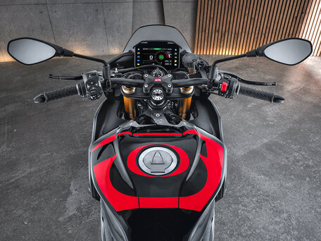 2026 Aprilia Tuono V4, чёрный, 2700000 рублей, вид 5