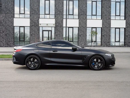 2022 BMW 8 серии M850i xDrive II (G14/G15/G16) Рестайлинг, чёрный, 10500000 рублей, вид 1