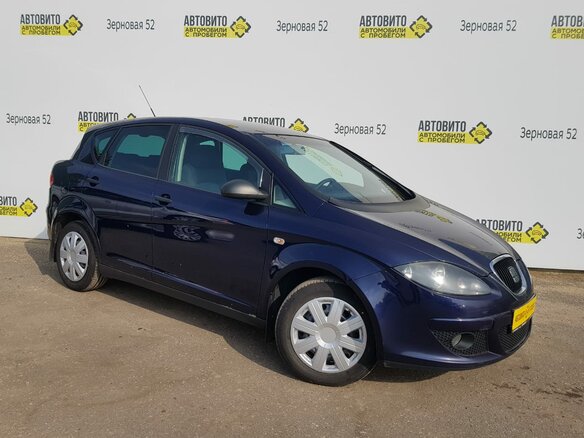 2008 SEAT Toledo III, серебристый - вид 1