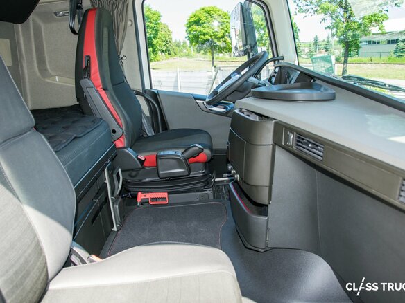 2017 Volvo FH, белый - вид 13