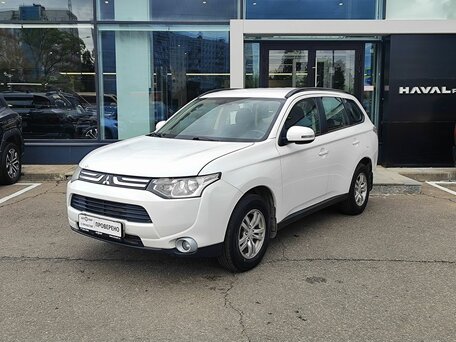 Mitsubishi Outlander III