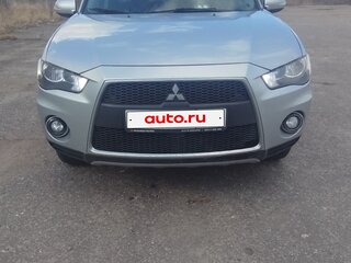 2010 Mitsubishi Outlander II Рестайлинг, серый, 990000 рублей, вид 2