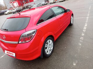 2008 Opel Astra GTC H Рестайлинг, красный, 550000 рублей, вид 3