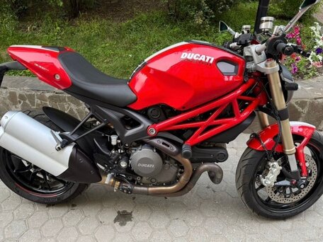 2013 Ducati Monster 1100, красный, 610000 рублей, вид 1