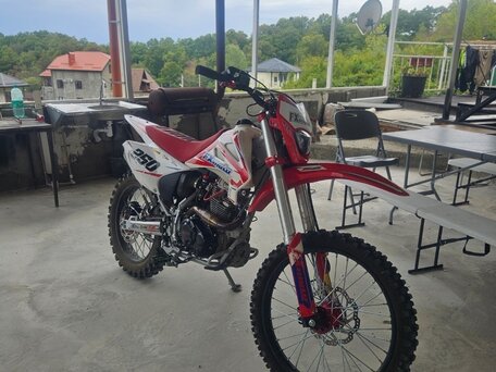 2024 FX moto YX300, красный, 90000 рублей, вид 1