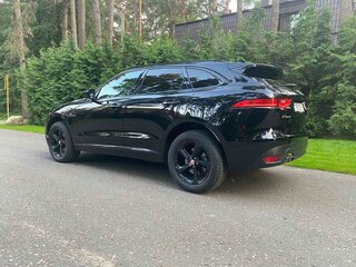 2019 Jaguar F-Pace I, чёрный, 2659492 рублей, вид 4