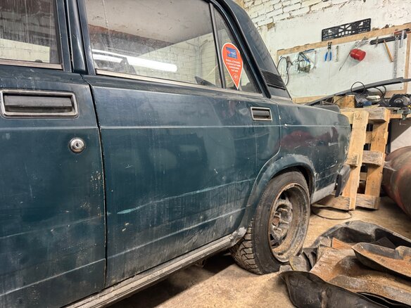 2005 Lada (ВАЗ) 21053-20, зелёный, 100000 рублей - вид 9
