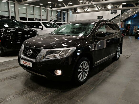 2014 Nissan Pathfinder IV, чёрный, 1790000 рублей