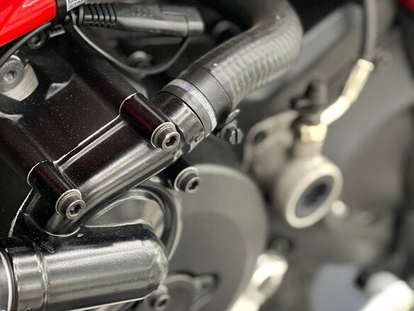 2012 Ducati Diavel, серый, 1270000 рублей - вид 22