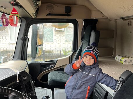 2019 Mercedes-Benz Actros, зелёный, 4900000 рублей, вид 4