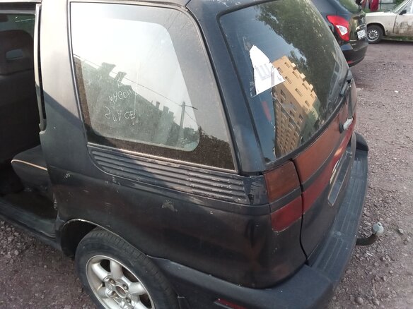 1998 Mitsubishi Space Wagon II, синий - вид 12