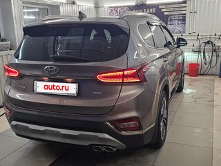 2019 Hyundai Santa Fe IV, бежевый, 3300000 рублей, вид 3