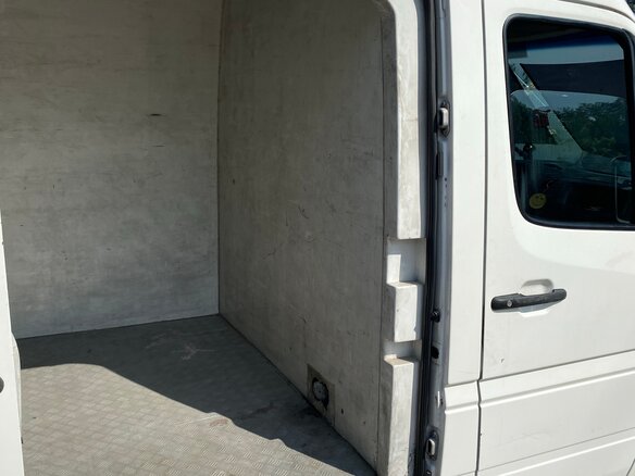 2015 Mercedes-Benz Sprinter Classic, белый, 1600000 рублей - вид 16
