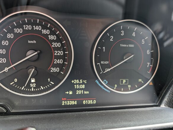 2012 BMW 1 серии 118i II (F20/F21), красный, 1250000 рублей - вид 11