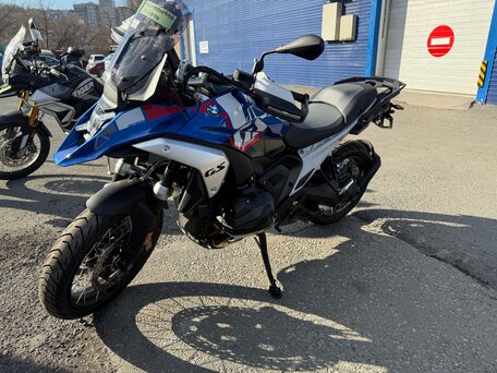 2023 BMW R 1300 GS, синий, 2880000 рублей, вид 4