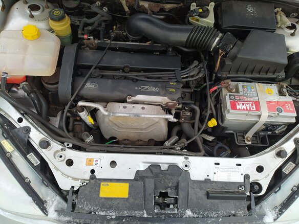 2003 Ford Focus I Рестайлинг, серебристый - вид 13