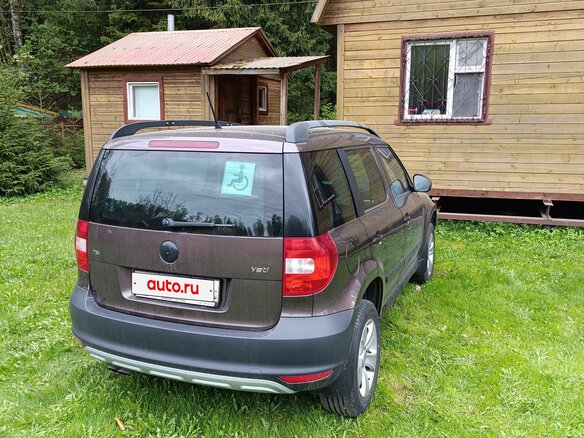 2013 Skoda Yeti I, коричневый, 1390000 рублей - вид 6