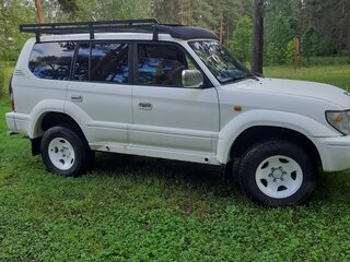1997 Toyota Land Cruiser Prado 90 Series, белый, 800000 рублей, вид 2