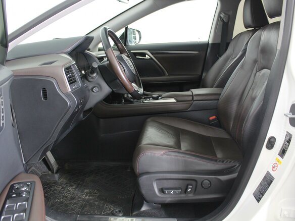 2018 Lexus RX 300 IV, белый - вид 13