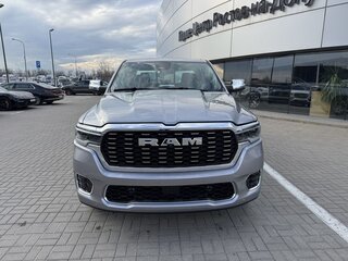 2025 Ram 1500 Crew Cab V Рестайлинг, серебристый, 10990000 рублей, вид 3