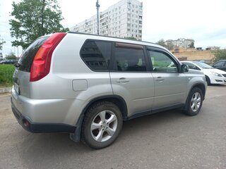 2010 Nissan X-Trail II, серебристый, 800000 рублей, вид 3