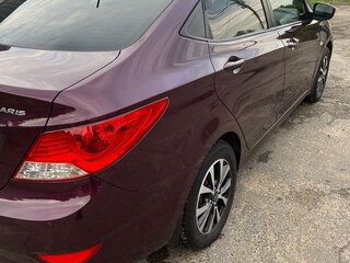 2013 Hyundai Solaris I, фиолетовый, 999999 рублей, вид 5