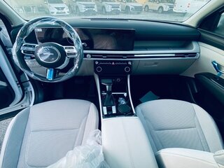 2025 Hyundai Tucson IV Рестайлинг, белый, 3800000 рублей, вид 3