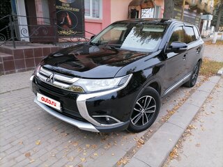 2018 Mitsubishi Outlander III Рестайлинг 2, чёрный, 1999000 рублей, вид 1