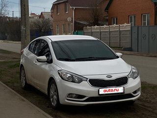2013 Kia Cerato III, белый, 1500000 рублей, вид 3