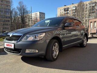 2012 Skoda Octavia II (A5) Рестайлинг, серый, 730000 рублей, вид 1