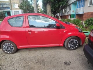 2006 Toyota Aygo I, красный, 500000 рублей, вид 2