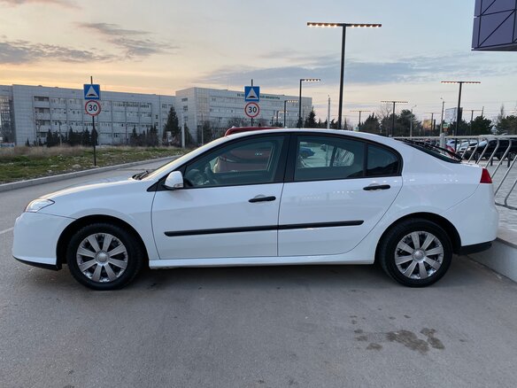 2008 Renault Laguna III, белый - вид 20