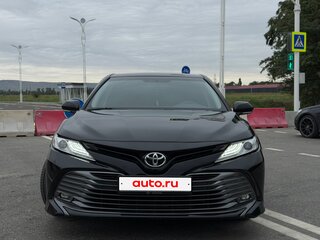 2018 Toyota Camry VIII (XV70), чёрный, 2280000 рублей, вид 2