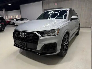 2024 Audi Q7 55 TFSI II (4M) Рестайлинг, серебристый, 8490000 рублей, вид 2