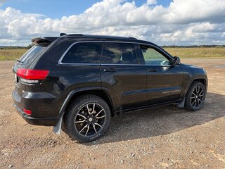 2013 Jeep Grand Cherokee IV (WK2) Рестайлинг, чёрный, 2300000 рублей, вид 4
