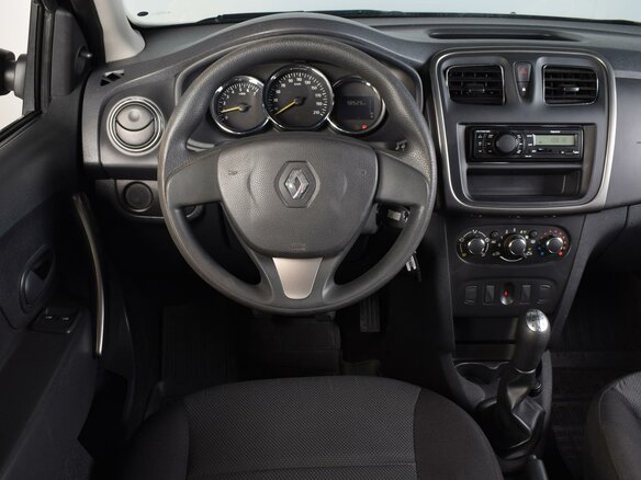 2015 Renault Logan II, чёрный - вид 4